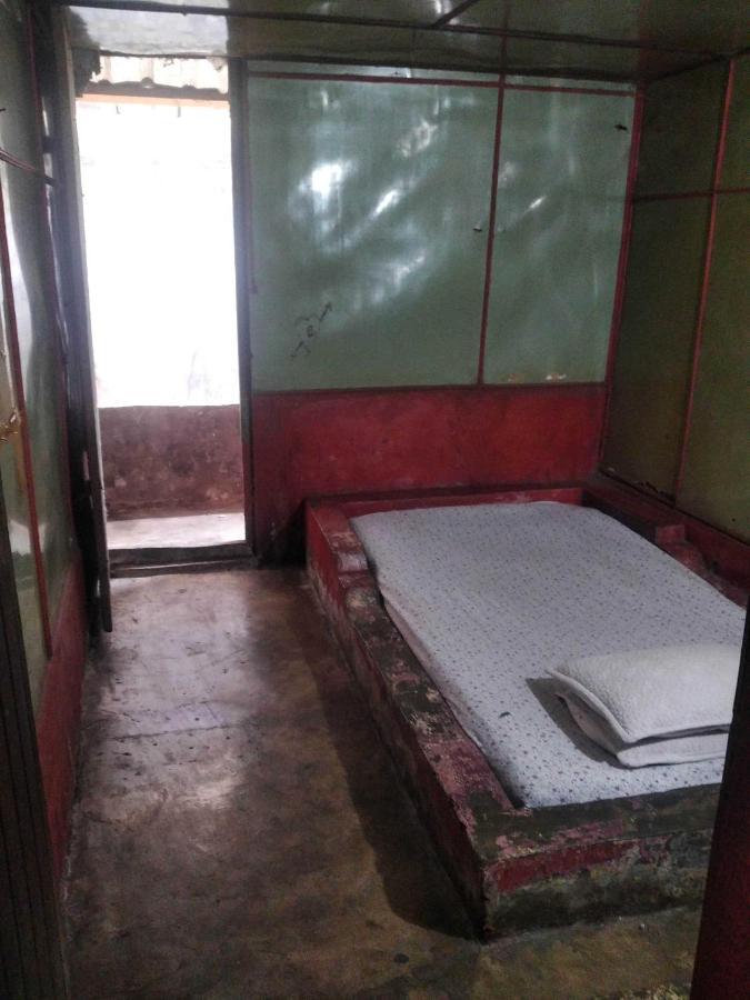 Hotel Spot On 93104 Barak Tambunan Nearbelawan Port Medan